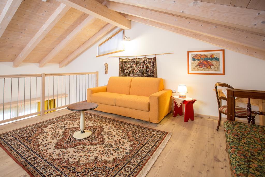 Castelir Suite Hotel Panchia Phòng bức ảnh