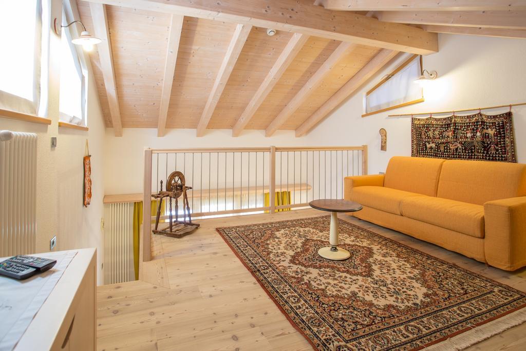 Castelir Suite Hotel Panchia Phòng bức ảnh